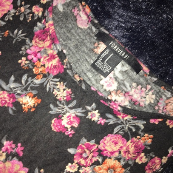 Forever 21 Floral Dress Size S - Picture 3 of 3